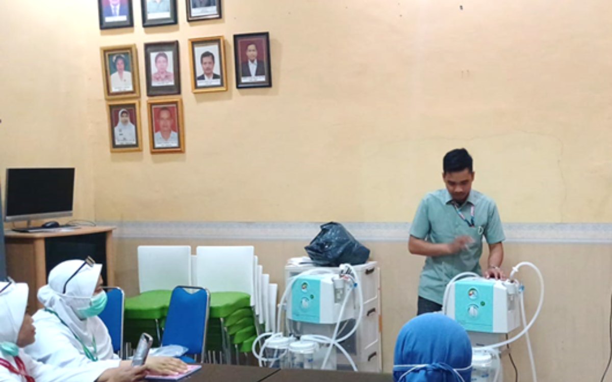 Uji Fungsi Alat Suction Thorax di Instalasi Rawat Inap Bedah RSUD Dr. Soetomo Surabaya
